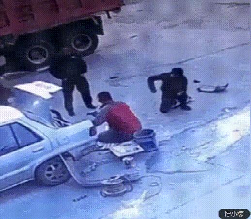 发了仅一人可见的朋友圈,发了个朋友圈仅他可见