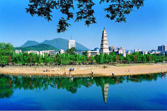 黔南足球五大联赛,黔南州足球总决赛初中组