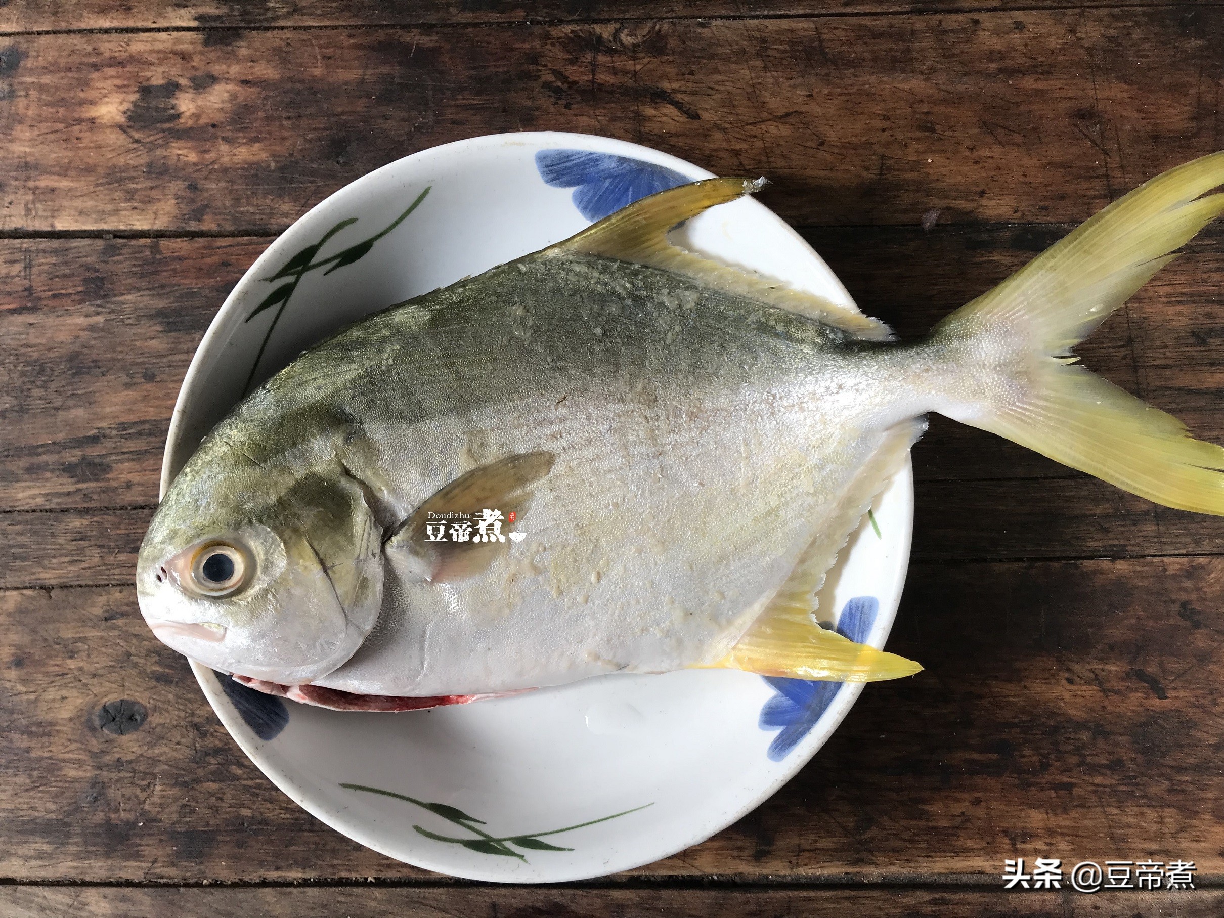 鱼别再蒸着吃了,鱼一般吃清蒸比较多保持鱼的鲜味