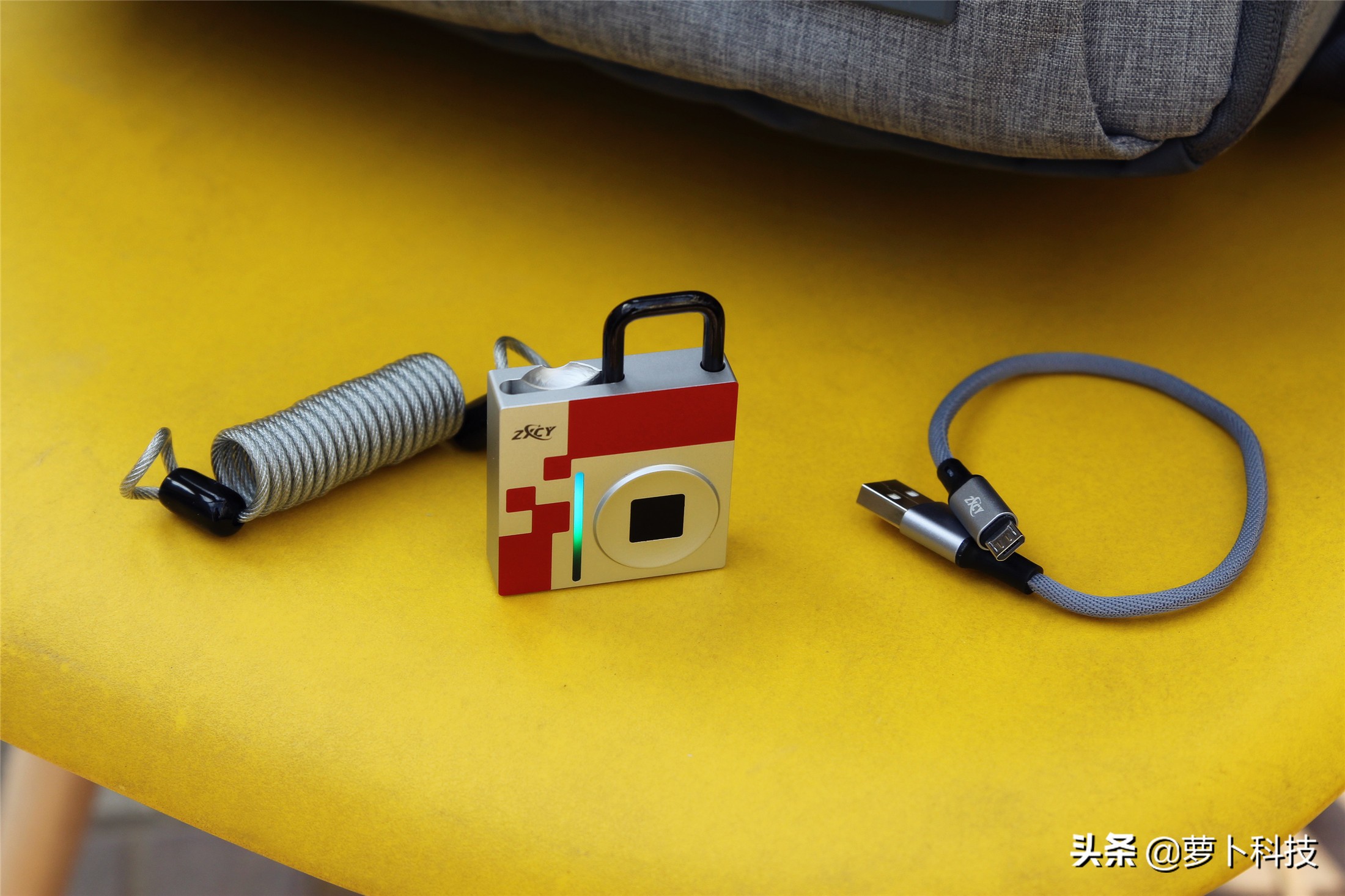 智能指纹挂锁评测,彩色智能指纹挂锁