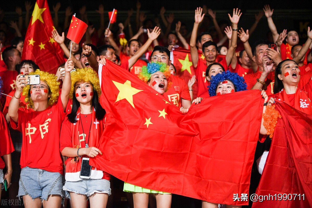 中国哪个足球教练被解雇,中国足球是缺一个好教练吗