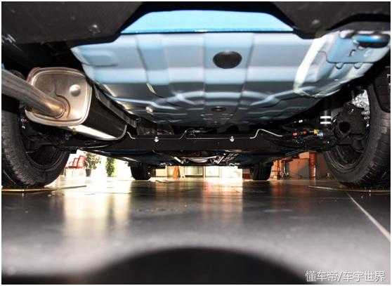 为什么现在日产蓝鸟很少见了,为什么日产蓝鸟卖的不是很好