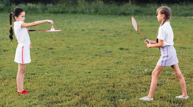 跟宝宝打羽毛球运动一下,和宝宝打球的感言