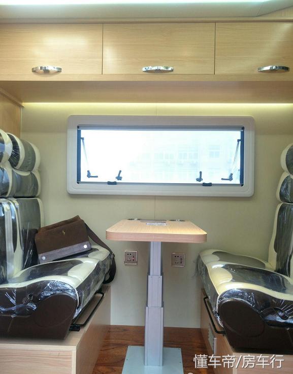房车推荐10万到20万之间独立厨房,房车大全20万以下五人座