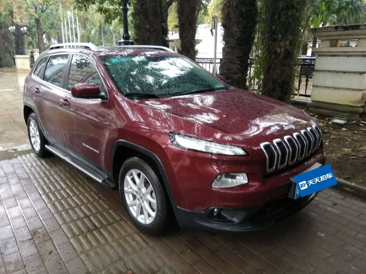 惠州开了3.1万公里的Jeep自由光就值这点钱？贱卖竟然都没人要？