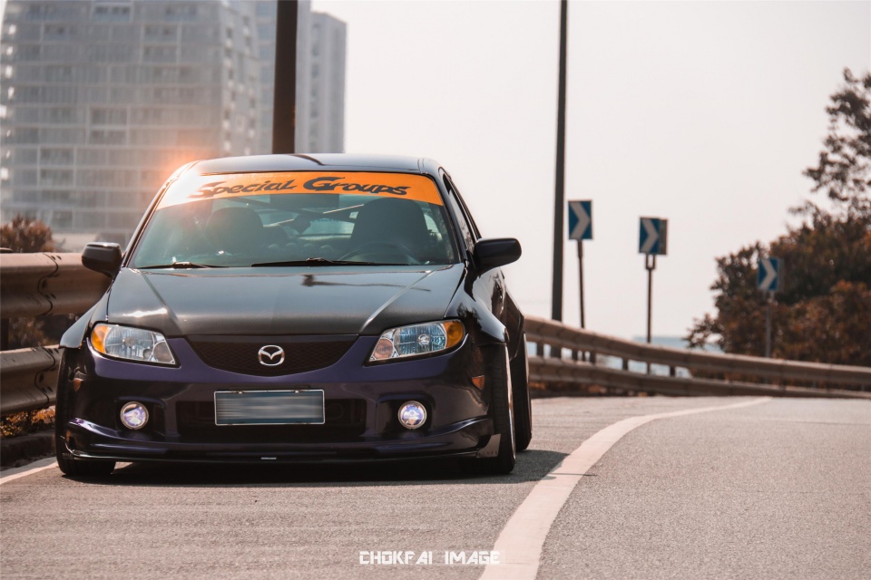 几几年的马自达323最好看,亲手打造超级车