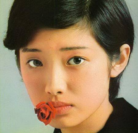 山口百惠为什么让人们念念不忘,山口百惠漂亮吗