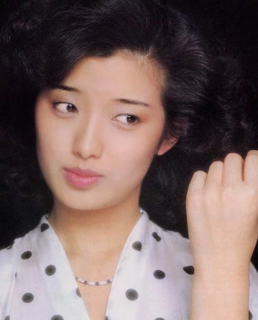 山口百惠为什么让人们念念不忘,山口百惠漂亮吗