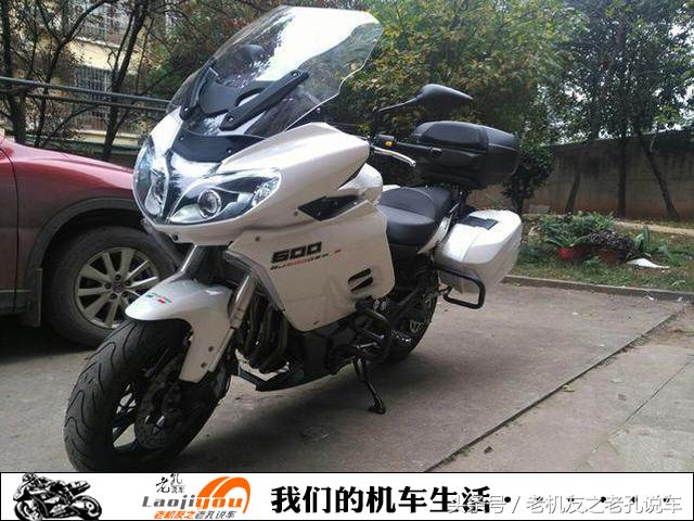 春风国宾和黄龙600哪个好,黄巡600和贝纳利502怎么选