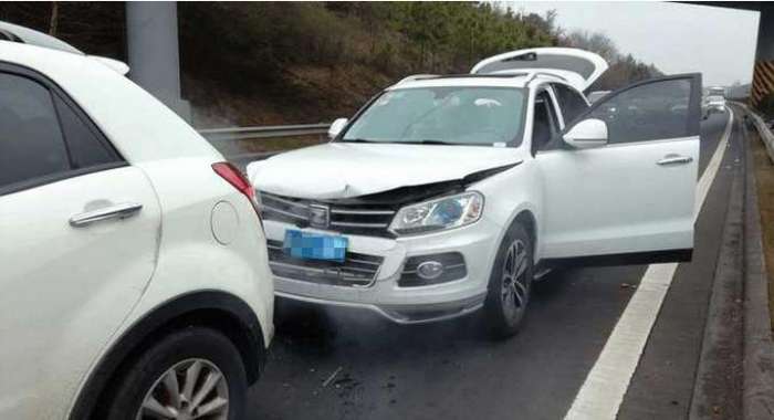 众泰t600翻车 (众泰t600通病是啥)