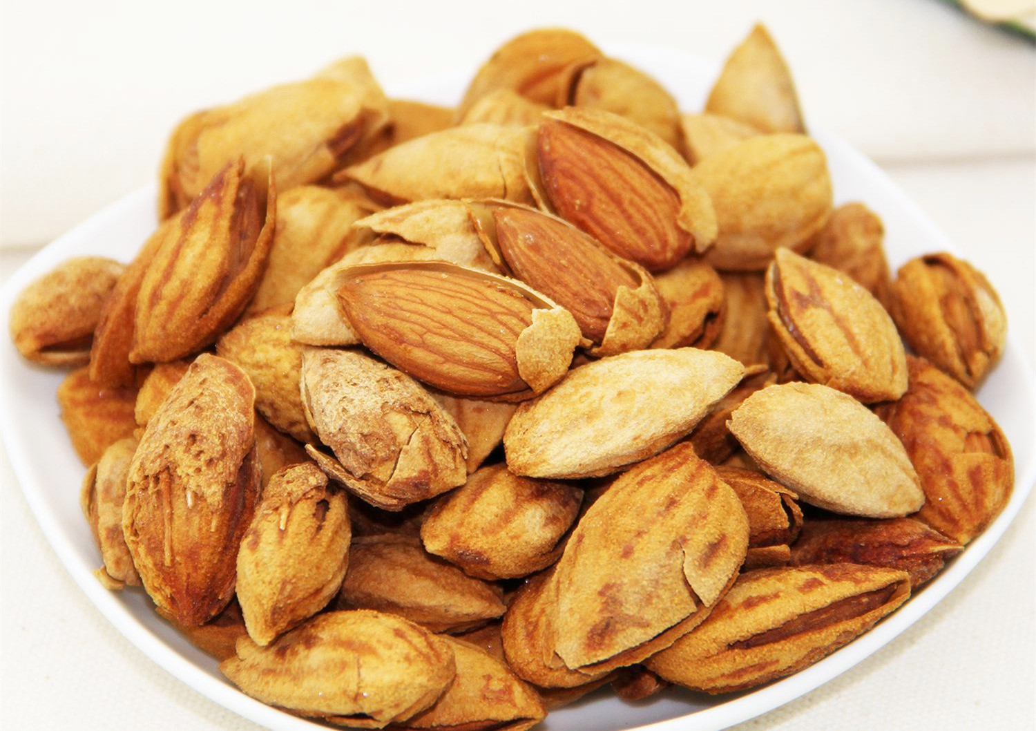 没想到做马卡龙这么简单,教你制作一支粉嫩马卡龙