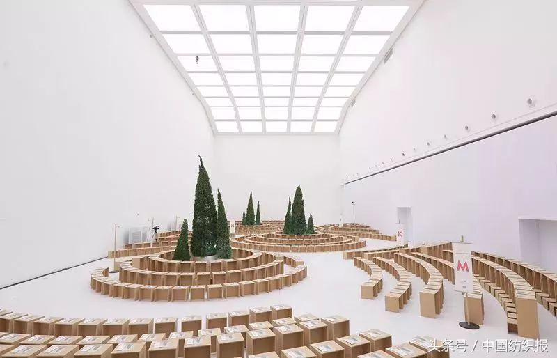 北京国际时装周2018,深圳时装周2024春夏系列重磅开幕