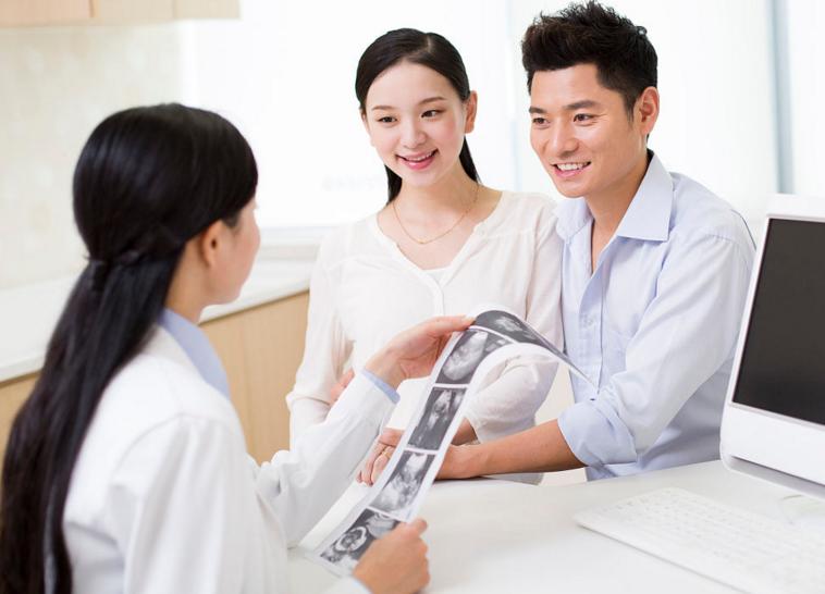 预产期临近，阵痛明显，胎儿不入盆怎么办？听听专家怎么说