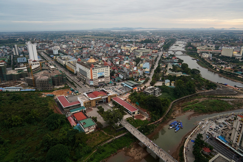 中越边境越南的露天集市,中越边界边贸集市