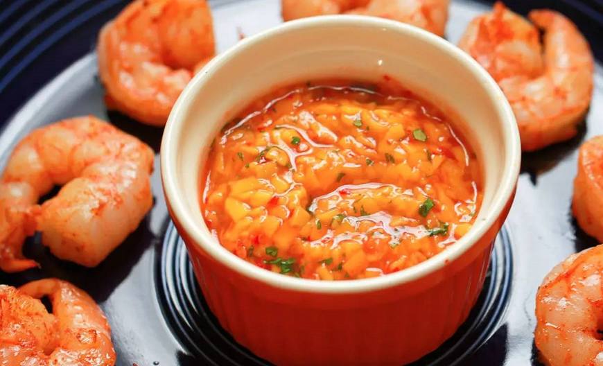 芒果酸辣虾怎么做好吃,柠檬酸辣虾怎么做的