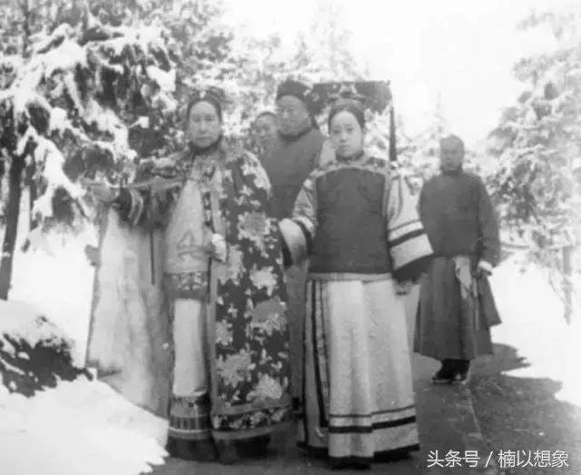 希拉里和本拉登合影,希拉里本拉登