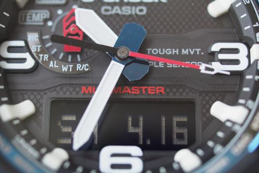 卡西欧泥王极限测试,卡西欧新款泥王买哪个颜色好