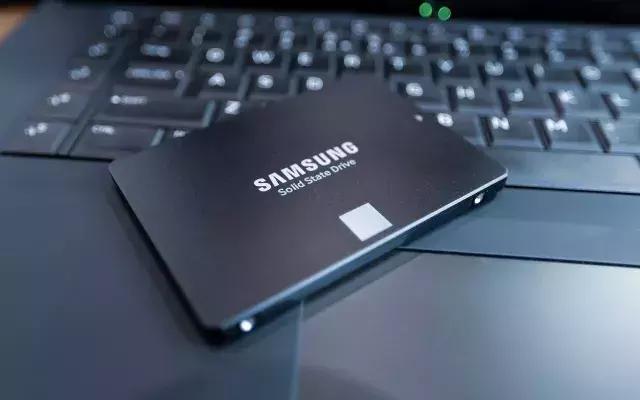 固态硬盘接口详细介绍,固态硬盘上的接口讲解