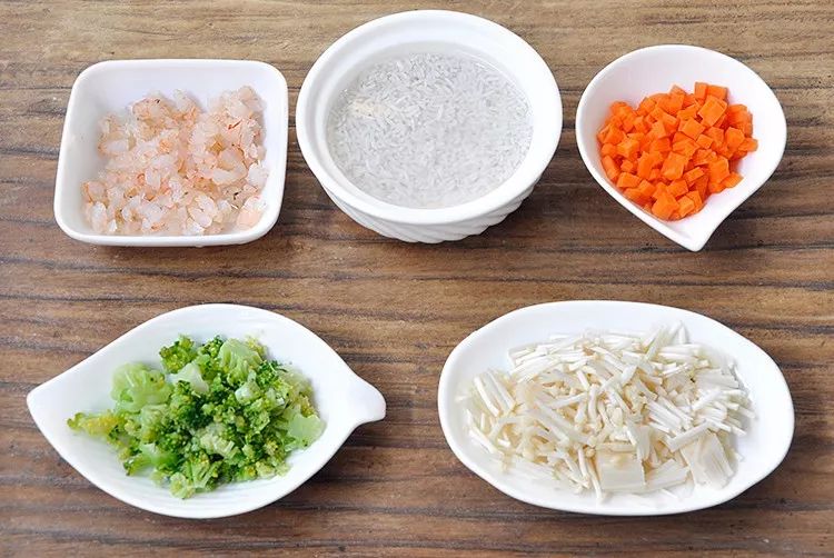 给小孩早餐简单又好吃的100种做法,早上给孩子做什么早餐粥