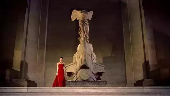 赫本和纪梵希，有一种友情超越爱情