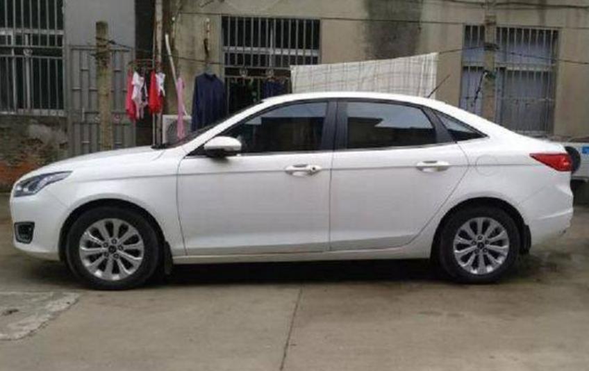 17款福睿斯自动时尚试驾视频,福特福睿斯2万到3万的二手车