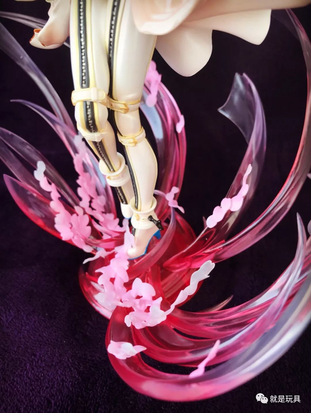 开盒｜Hobbymax纯白的蔷薇皇帝“花嫁尼禄”