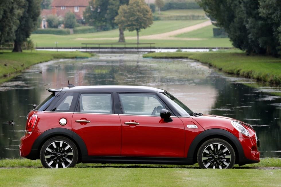 mini汽车最小的车,新出的小型汽车mini