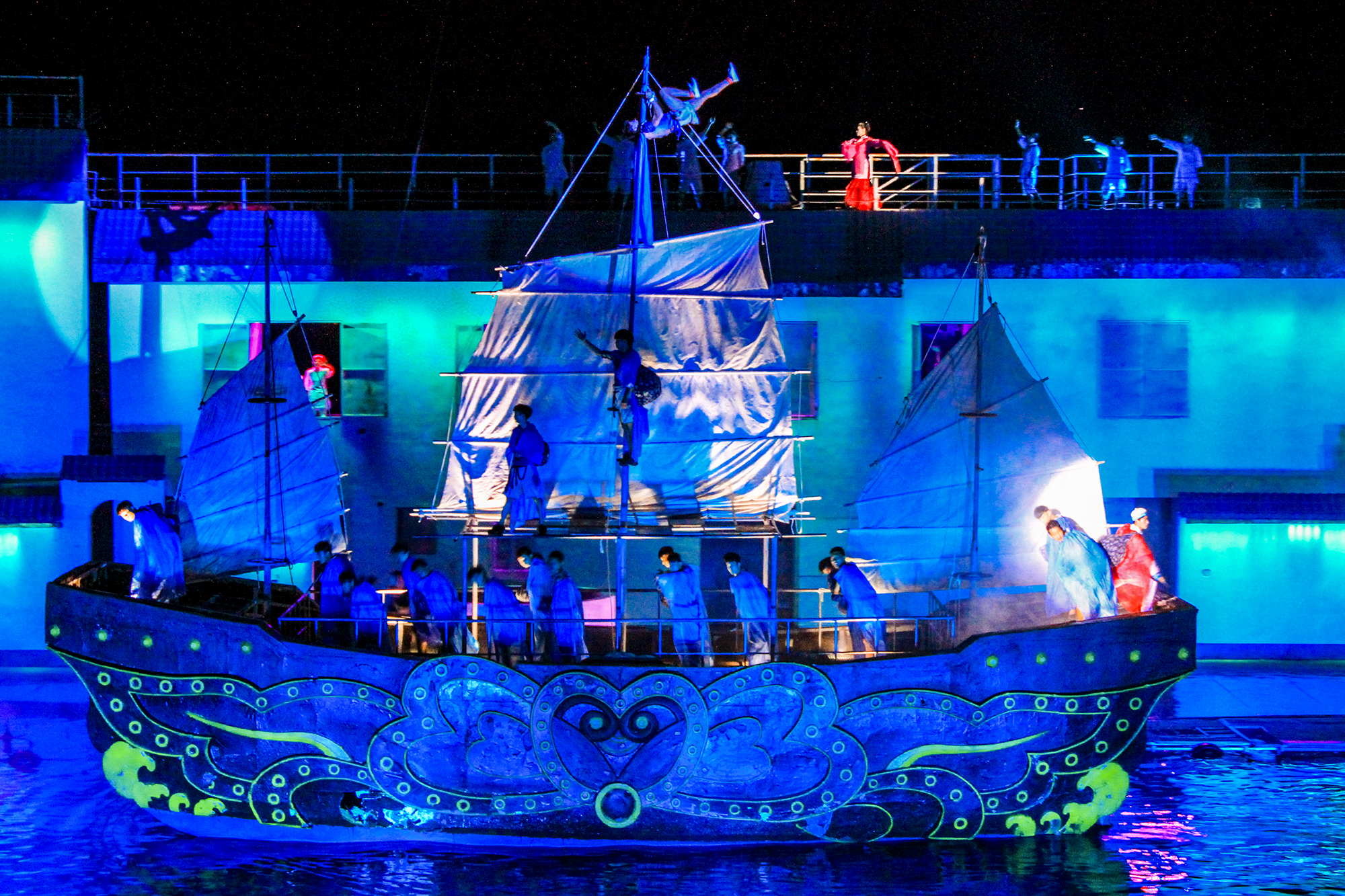 安徽省黄山市黟县宏村阿菊艺术团,宏村阿菊表演地点离宏村景区多远