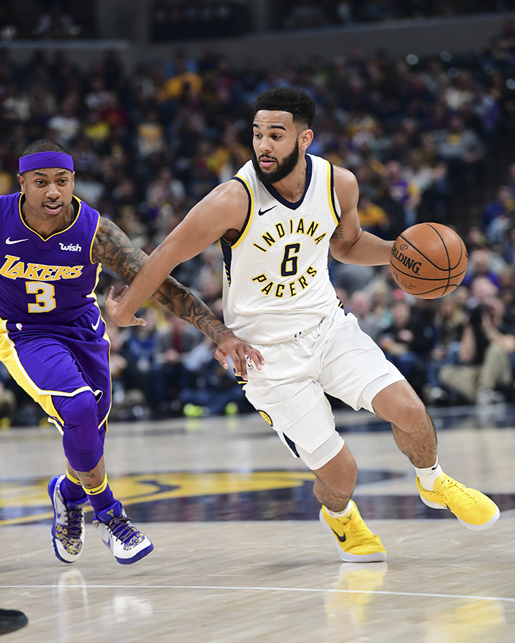 “师弟”让这双鞋在赛场上寿终正寝！IT穿这双鞋说出了湖人总…！