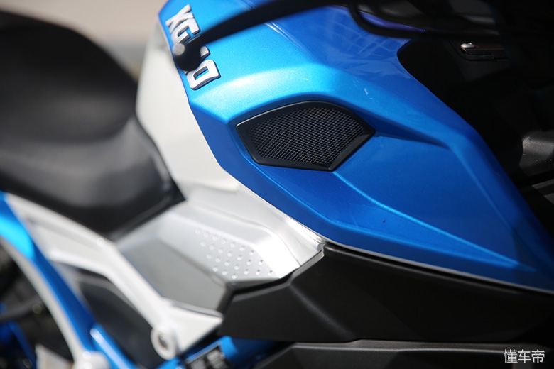 新感觉250单缸极速测试,新感觉250百公里加速实测