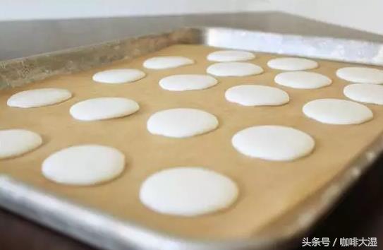 马卡龙甜品制作教程视频,无需熬糖法式奶油马卡龙香酥甜糯