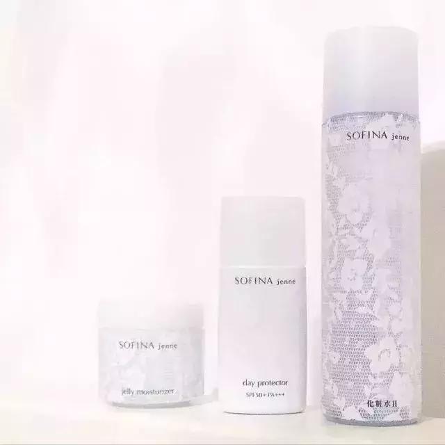 花最少的钱抗氧化,花最少的钱美白补水