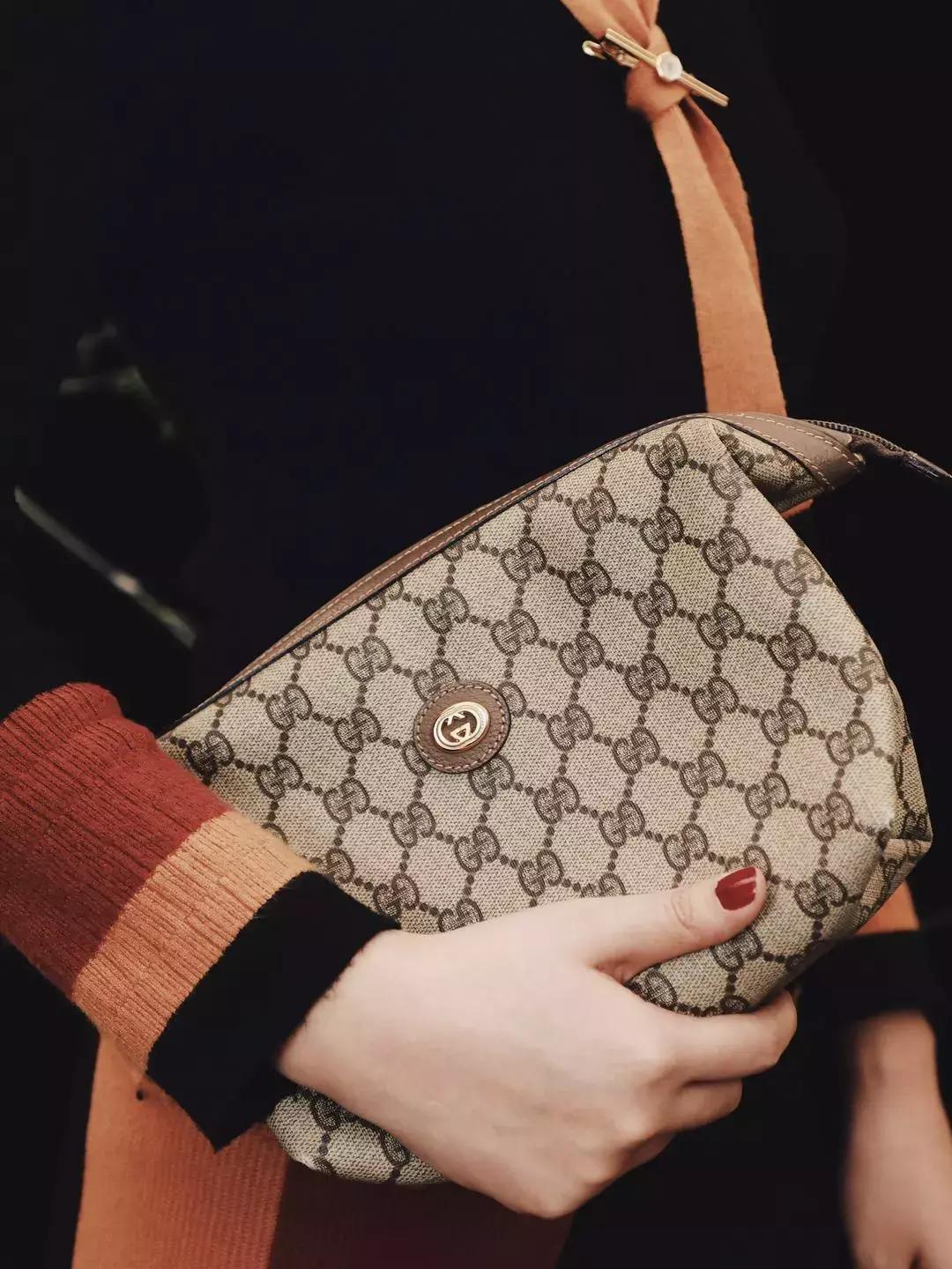 什么方法可以淘到大牌小样,loewe和celine草编包哪个好