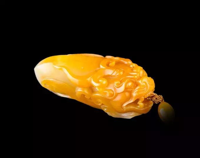 最好的帝王黄的黄龙玉,中国最漂亮的石黄龙玉