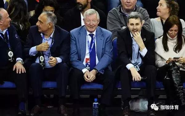 弗格森退休现场告别中文,曼联弗格森退休