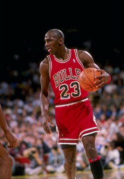 篮球乔丹和科比谁更厉害,乔丹和足球球星影响力