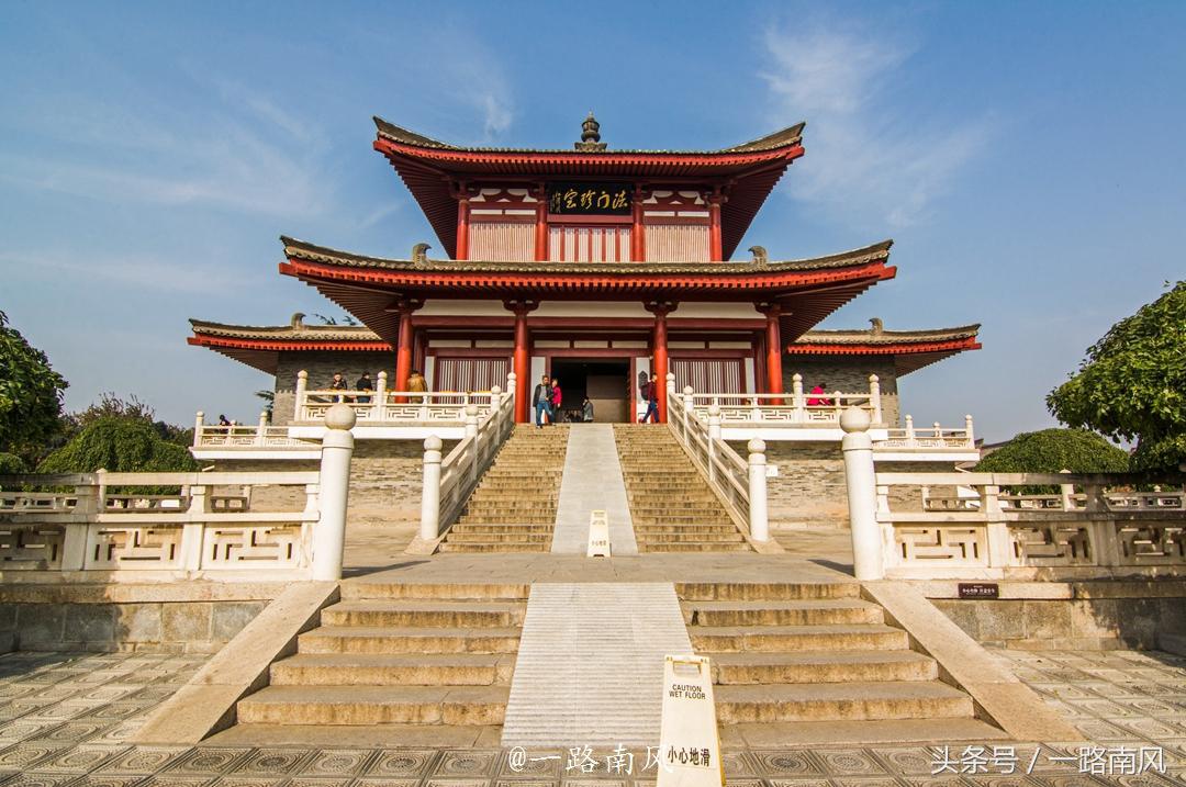 地坛寺庙佛像,中国造价昂贵的十大寺庙