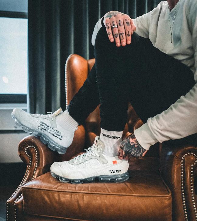 男朋友生日送什么鞋子经济又实惠,男朋友过生日送什么鞋最好