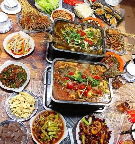 南昌炭火烤鱼,南昌烤鱼哪家正宗