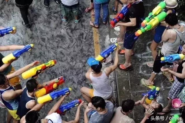 泰国泼水节游玩穿搭,泰国泼水节游玩的最全攻略