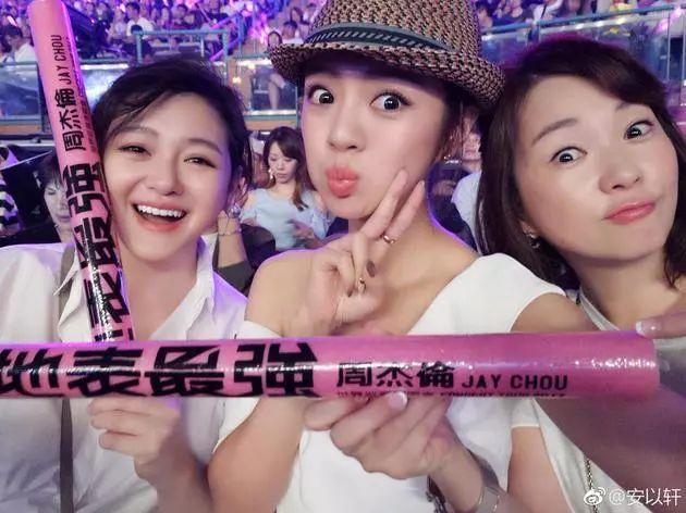 37岁安以轩因宫外孕做手术？！曾自嘲连鱼都养不来怎么养小孩！