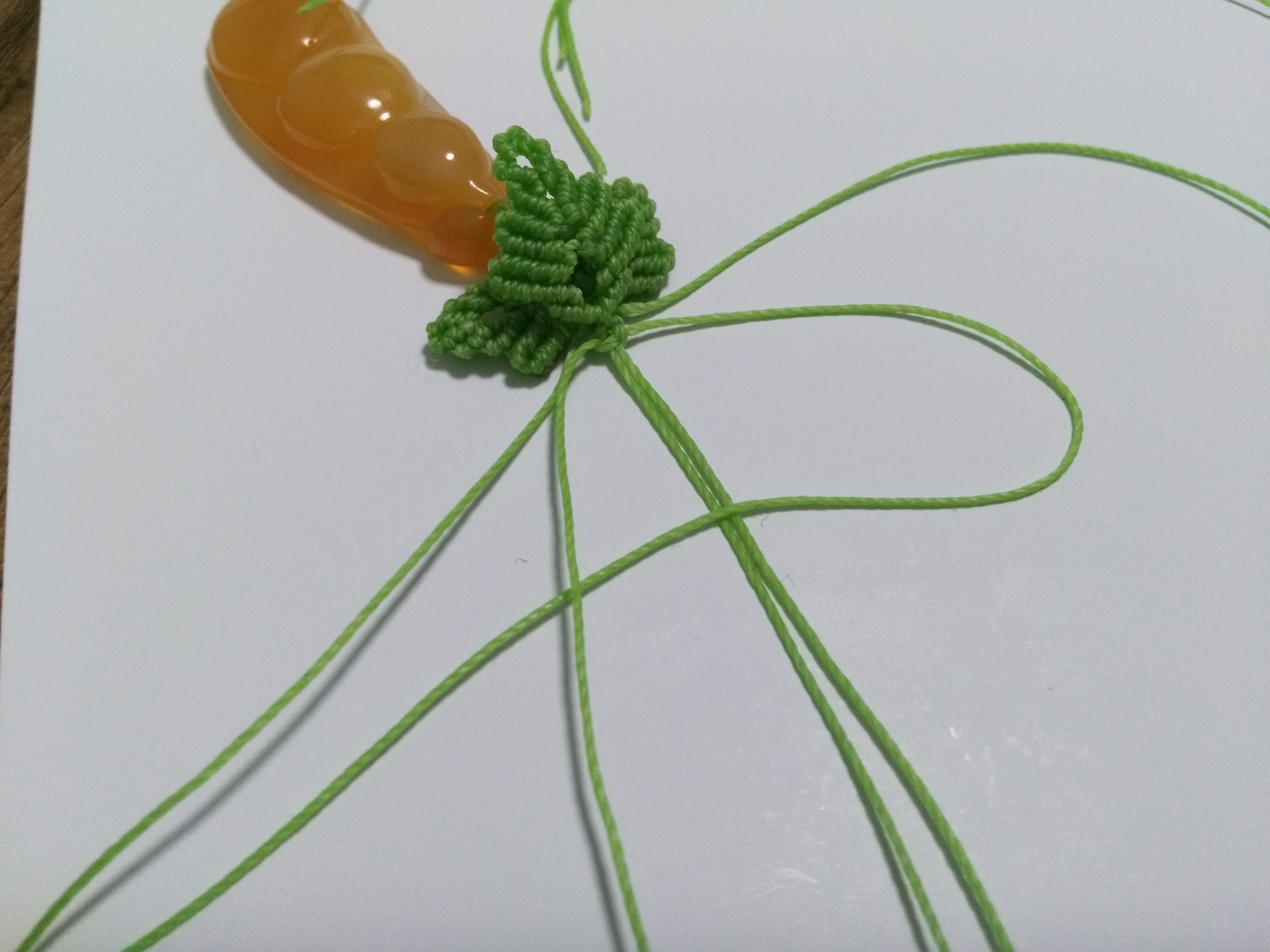 玛瑙豆子编手机吊坠法教程,玉豌豆吊坠怎么编绳