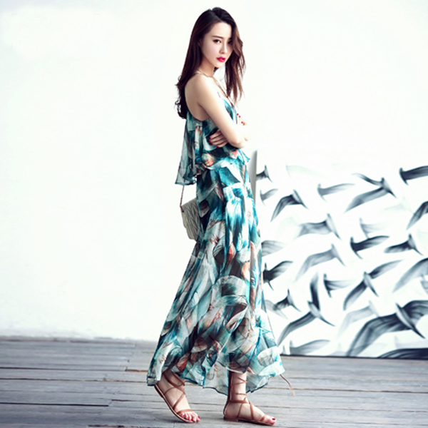 雪纺碎花裙搭配秋冬,初秋混搭雪纺裙唯美浪漫