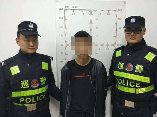 如何区别警察特警武警,怎么区分警察跟民警