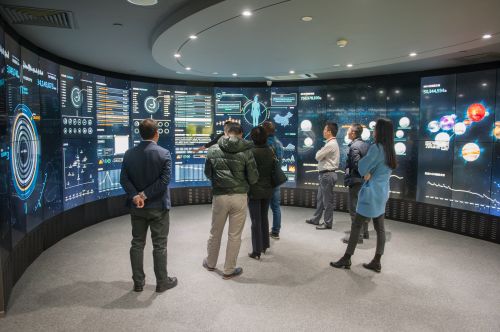 中发造访百分点科技进行参观交流