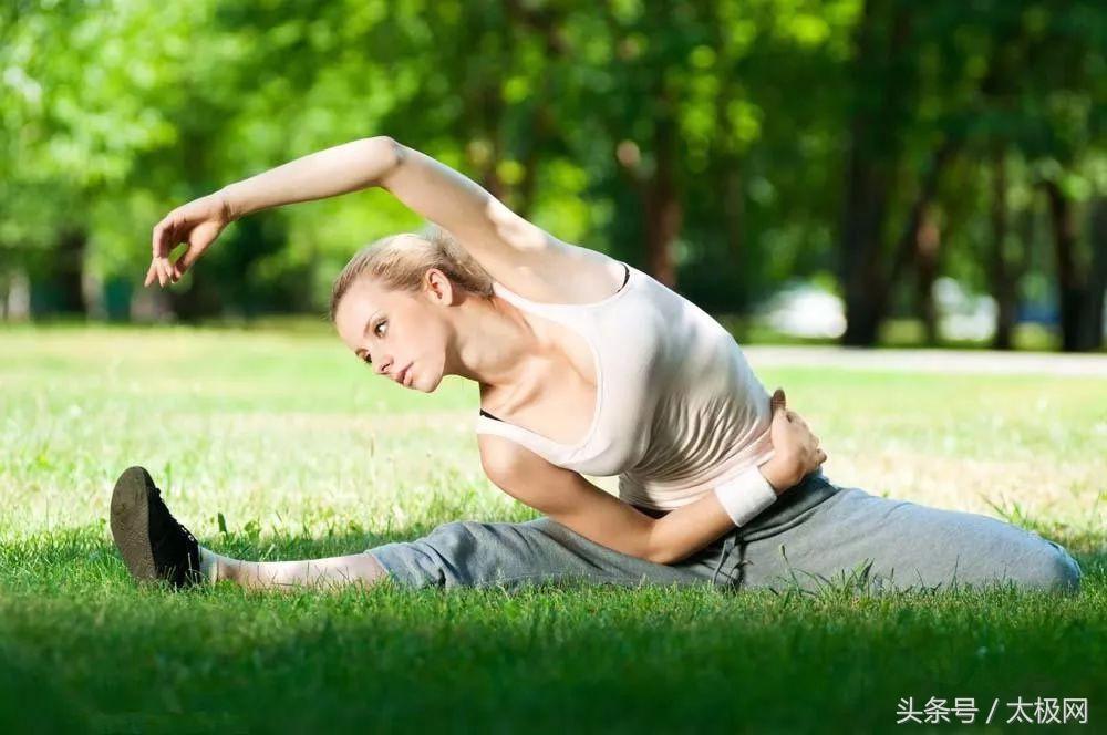 拉韧带的方法,跆拳道拉韧带