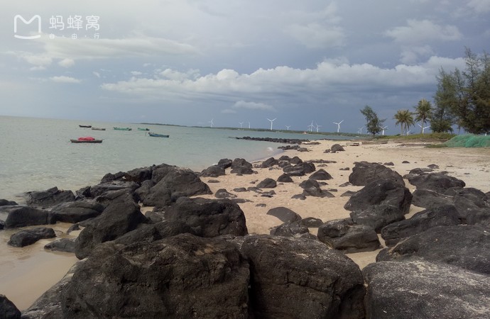 儋州最美海湾古盐田,海南儋州龙门激浪五彩湾