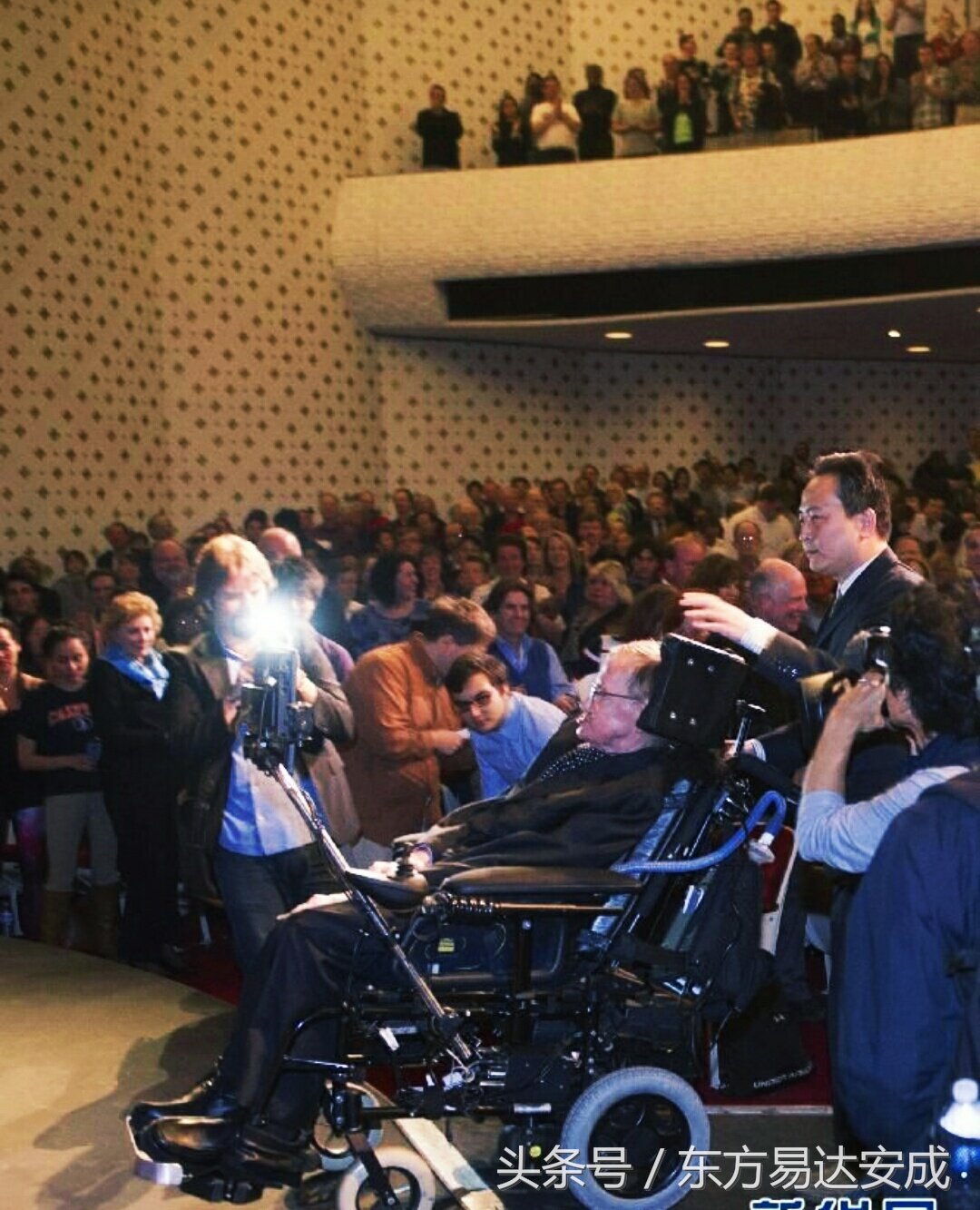 伟大的科学家霍金什么时候去世,科学家霍金得的是什么病呢