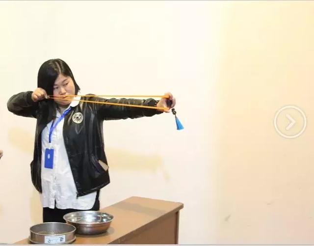 弹弓怎么玩得又快又准,弹弓怎么玩可以100%精准