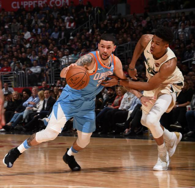 五年时间完成四级跳，踢球出身的他今却成NBA最强前锋之一